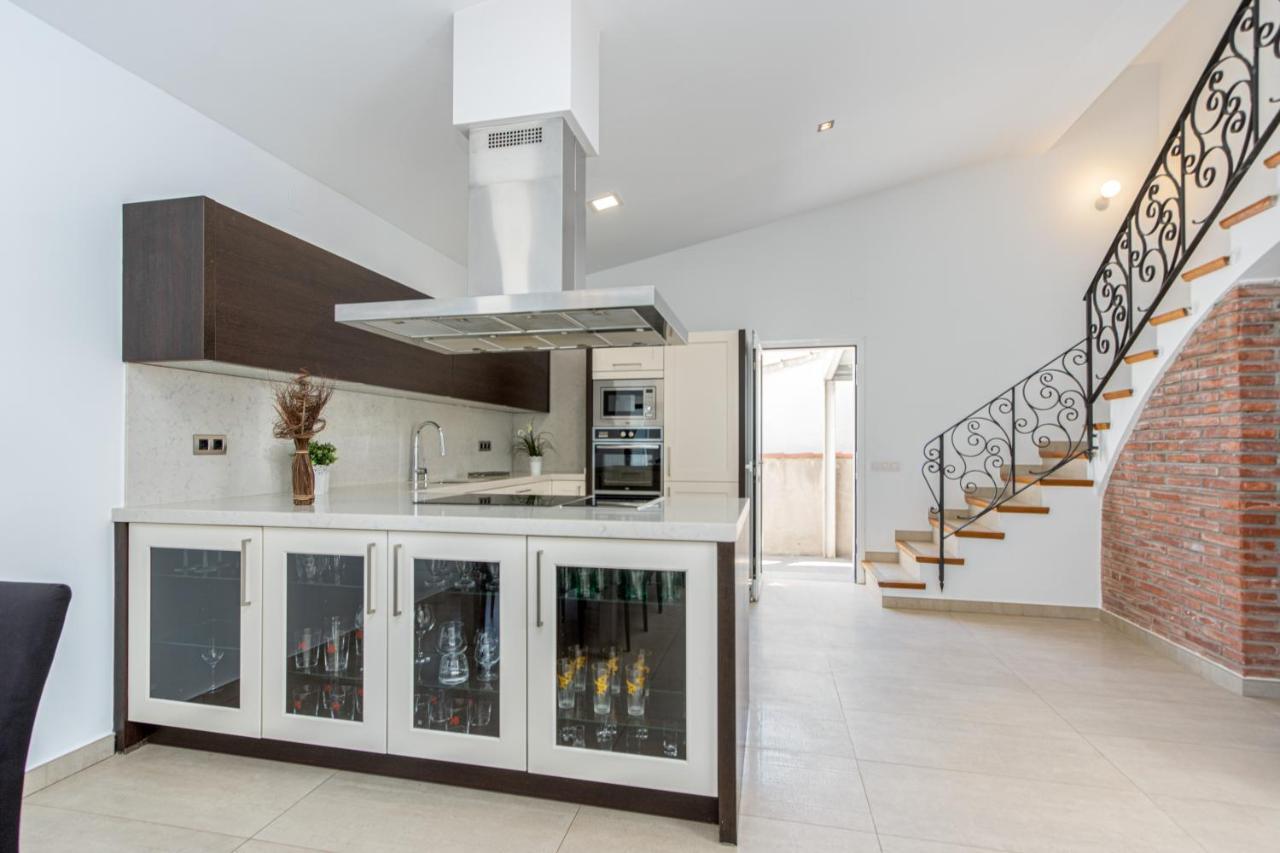 Goldhome - New House With Private Heated Pool, Parking, Wifi, Games Room Ampuriabrava Exterior foto