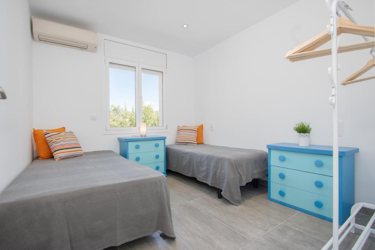 Goldhome - New House With Private Heated Pool, Parking, Wifi, Games Room Ampuriabrava Exterior foto