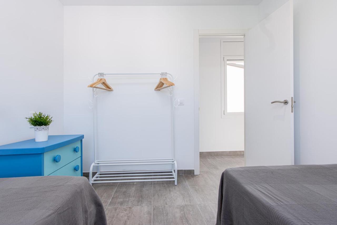Goldhome - New House With Private Heated Pool, Parking, Wifi, Games Room Ampuriabrava Exterior foto