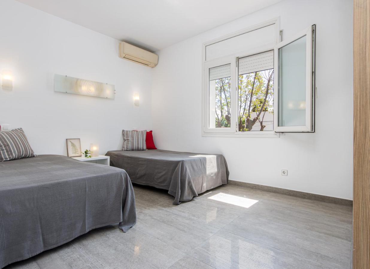 Goldhome - New House With Private Heated Pool, Parking, Wifi, Games Room Ampuriabrava Exterior foto
