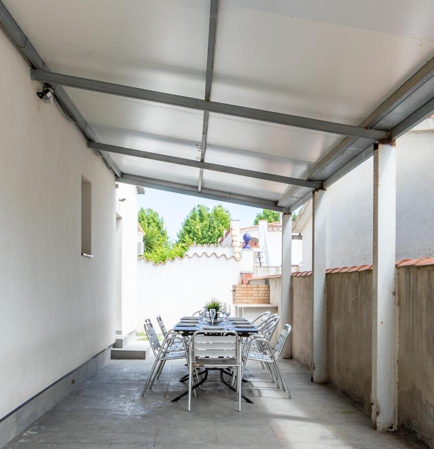 Goldhome - New House With Private Heated Pool, Parking, Wifi, Games Room Ampuriabrava Exterior foto