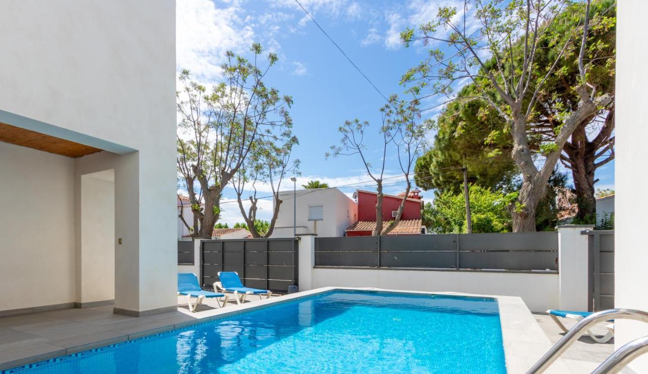 Goldhome - New House With Private Heated Pool, Parking, Wifi, Games Room Ampuriabrava Exterior foto